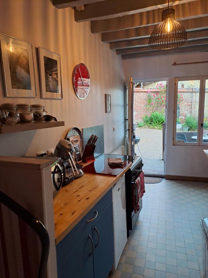 Chez Robins Villa Trie-Château Exteriör bild